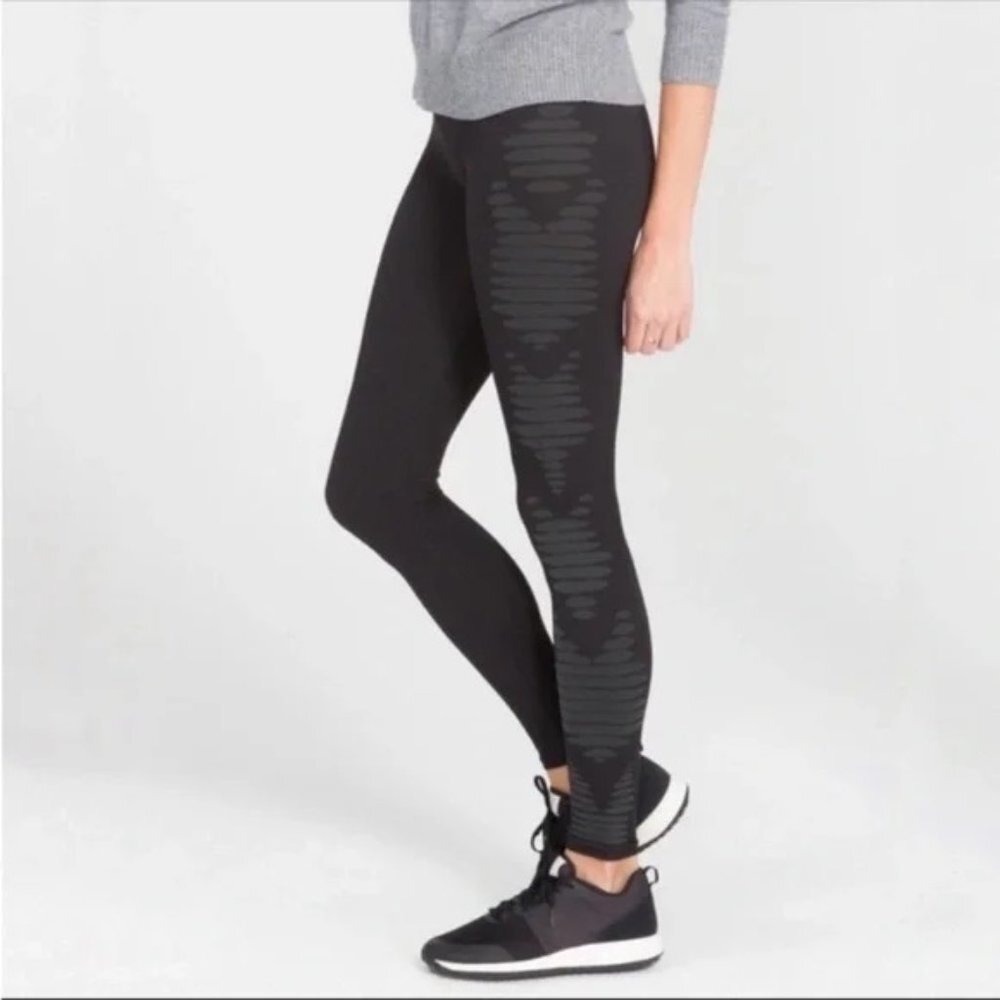 Spanx Aztec Stripe High Rise Seamless Leggings Black Small